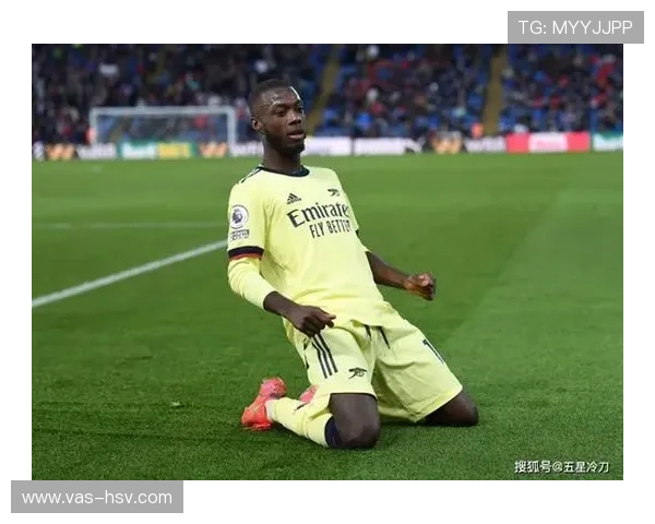 恩迪迪续约利兹联，球队表现稳健，力争重返英超顶尖行列