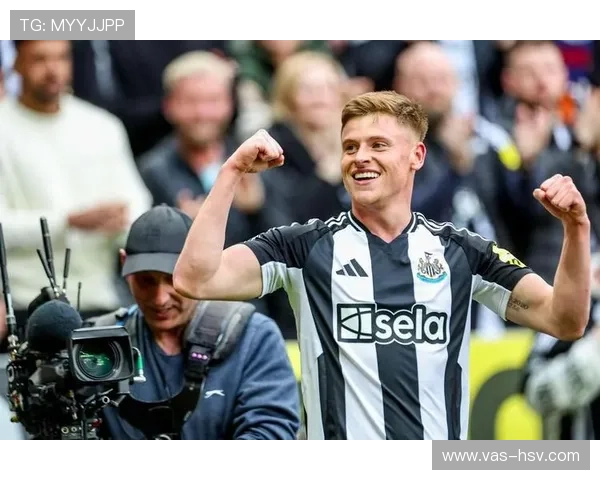 哈维·巴恩斯本赛季英超表现稳健,状态持续提升 哈维·巴恩斯本赛季英超表现稳健,状态持续提升